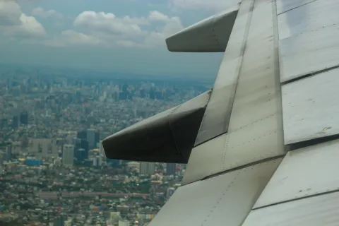 plane flying